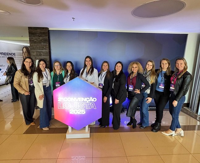 Comitiva da CDL Santa Cruz participa da Convenção Lojista 2025 e 3º Encontro da Mulher Empreendedora em Gramado